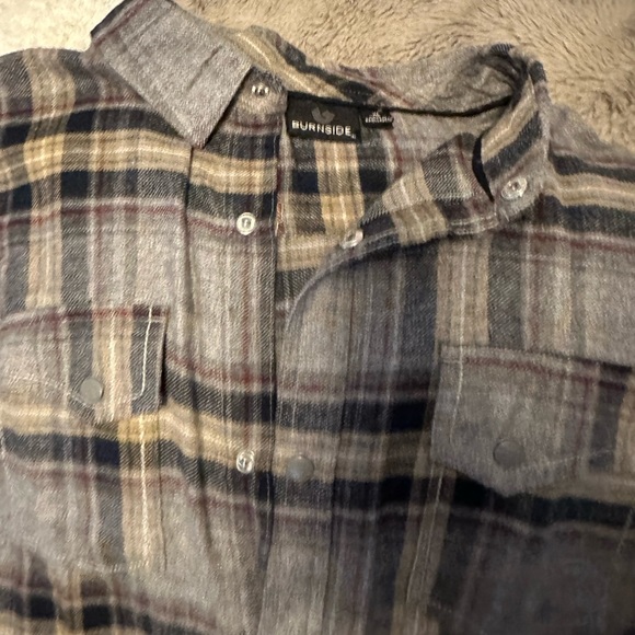 NWOT - BURNSIDE CASUAL COTTON BUTTON DOWN SIZE XL - Picture 5 of 7